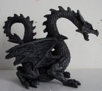 Drachen
 BB, ca. 12x6,5x11cm Drachen
 BB, ca. 12x6,5x11cm