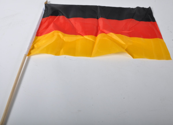 Flagge Deutschland mit Holzstab OPP, Flagge ca.30x45 cm Stab ca.60 cm